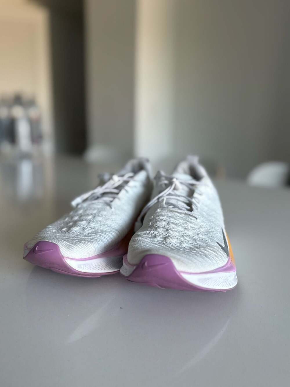 Nike Women's ReactX Infinity Run 4 Flyknit White Hot Fuchsia Saturn Gold (DX5048 - Picture 5 of 15